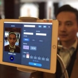 百度AI落地首都机场 人脸闸机正在测试